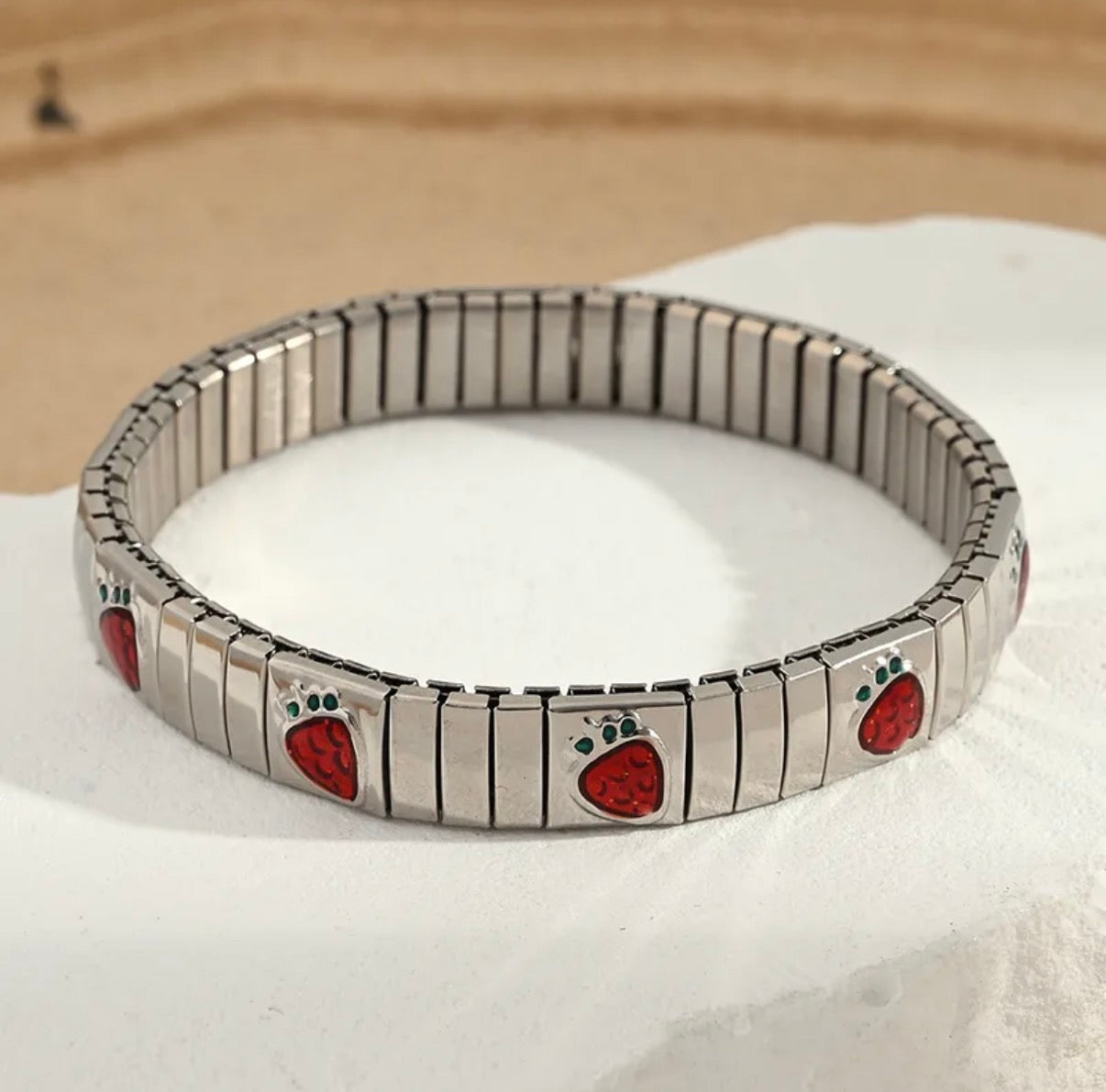 Brazalete Fresas Plateado