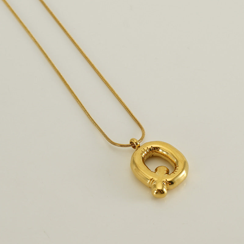 Collar Inicial Grande Dorado Acero