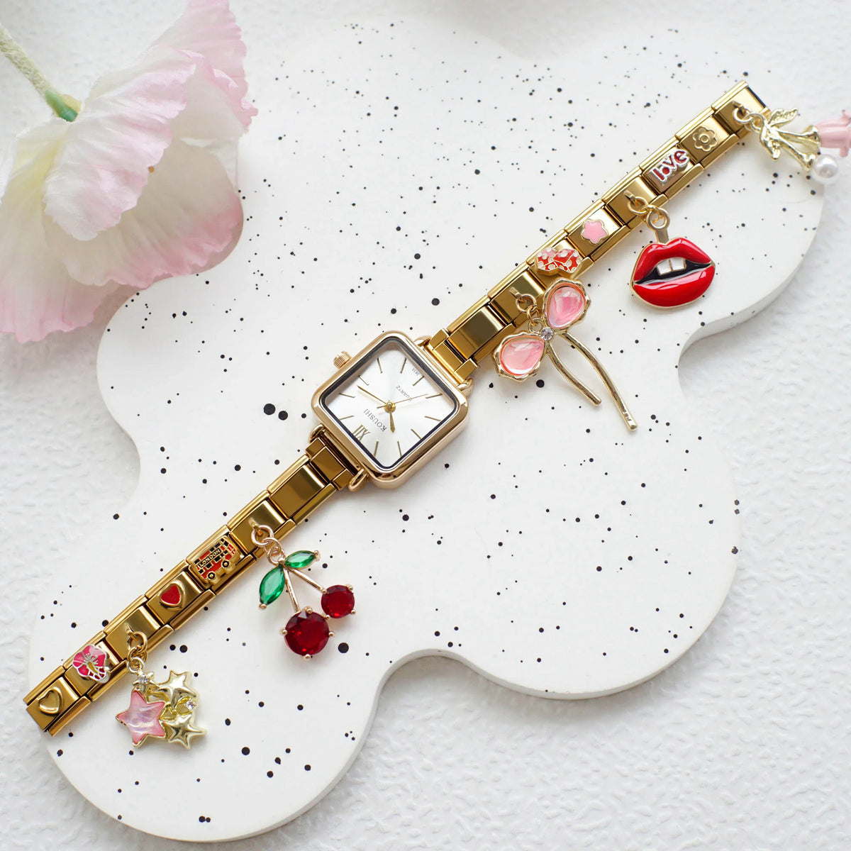 Reloj Italiano Dorado Cuadrado Fondo Blanco Con Charms