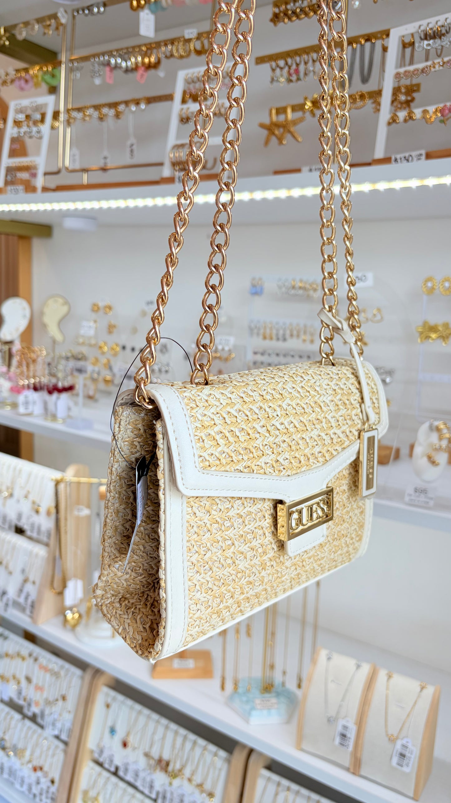 Bolsa Dama Crossbody Beige Y Blanco Guess